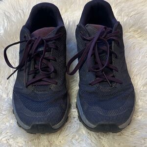 Salomon Women's Trail Sneakers - Navy and Purple Accents
